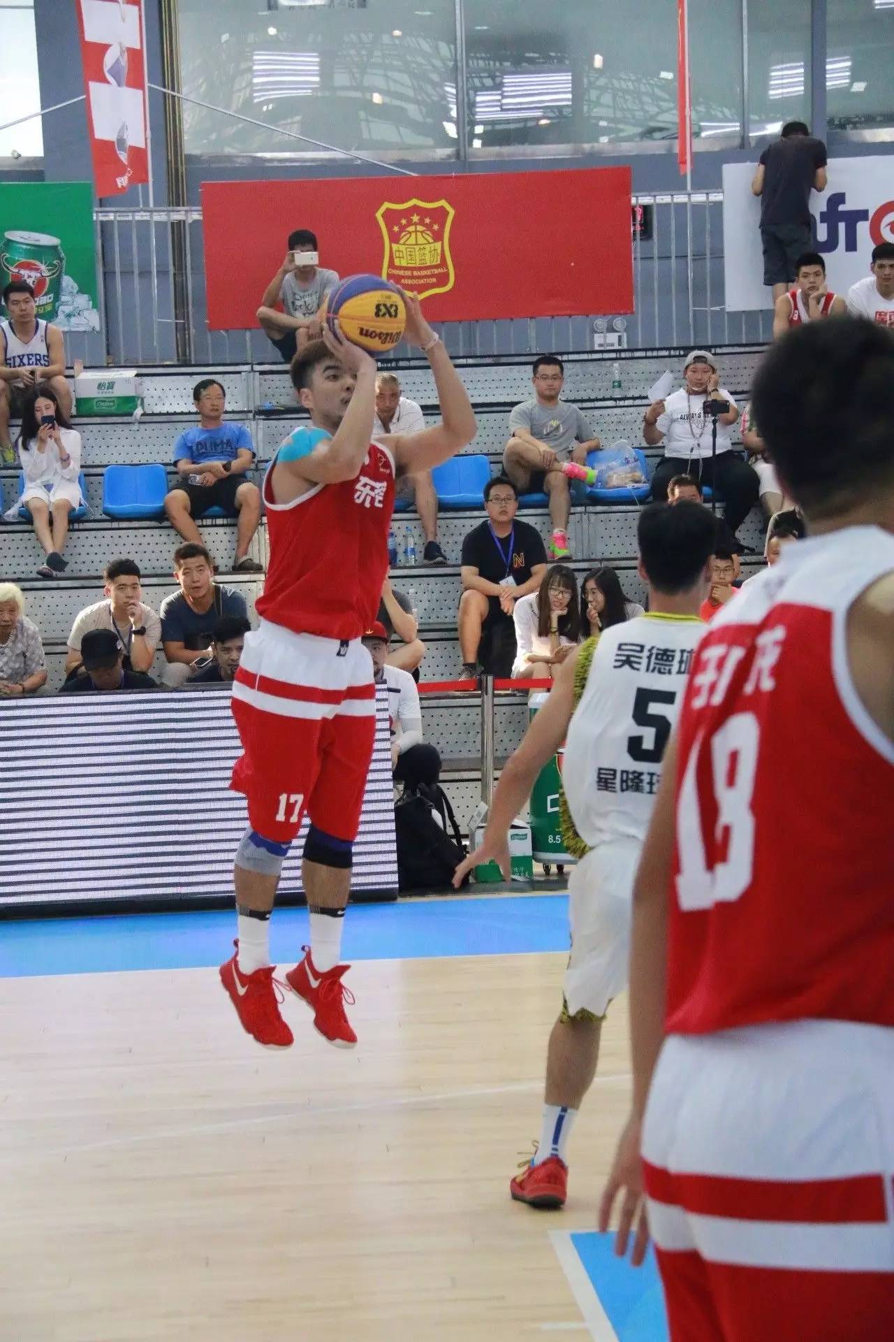 100T横扫DFM，Ming打出惊人五杀宿敌对决成都决赛之夜，强势挺进下一轮