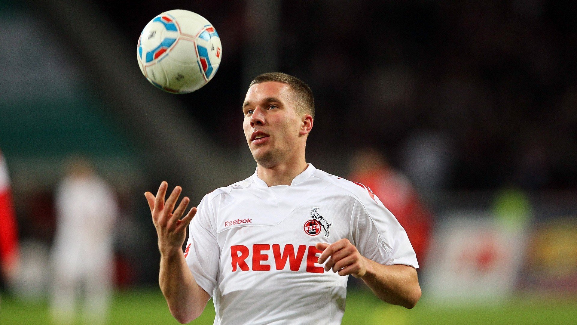 争冠战25分钟悬念终结！格纳布里雷霆一击，西班牙碾碎比利时黄金一代最后余晖